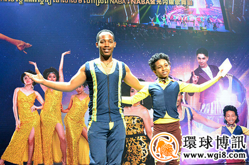 柬埔寨金界赌场邀请国际著名马戏团表演一个月