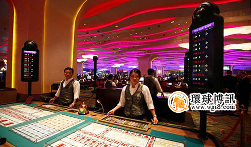三内地汉在澳门赌场玩骰宝时出千被“人赃并获”