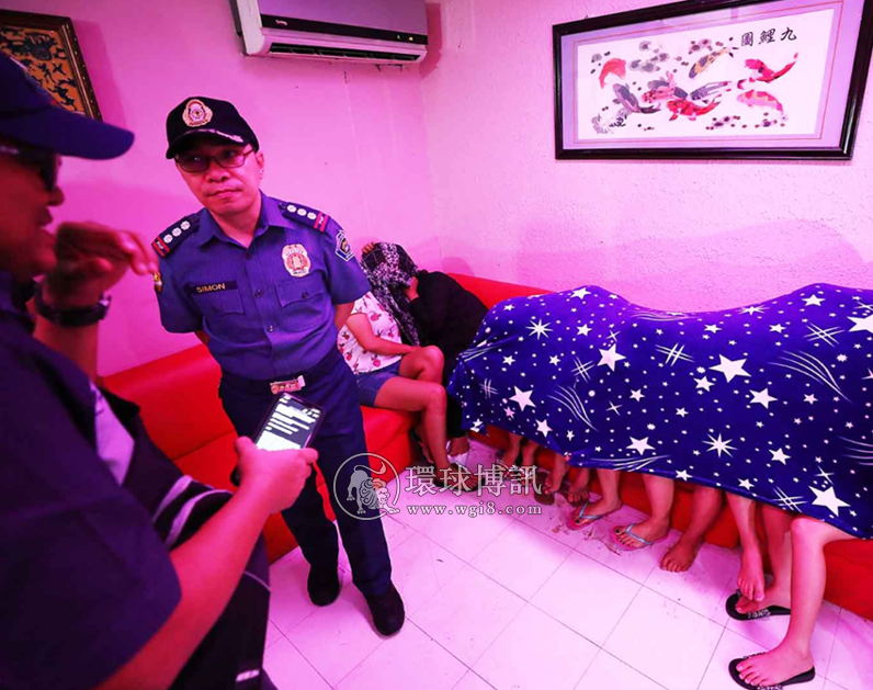 马卡蒂警方摧两淫窝救出18名女子 两中国人被捕